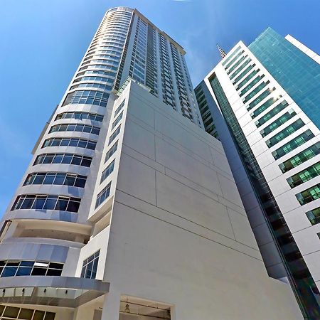 Currency Serviced Suites Manila Kültér fotó