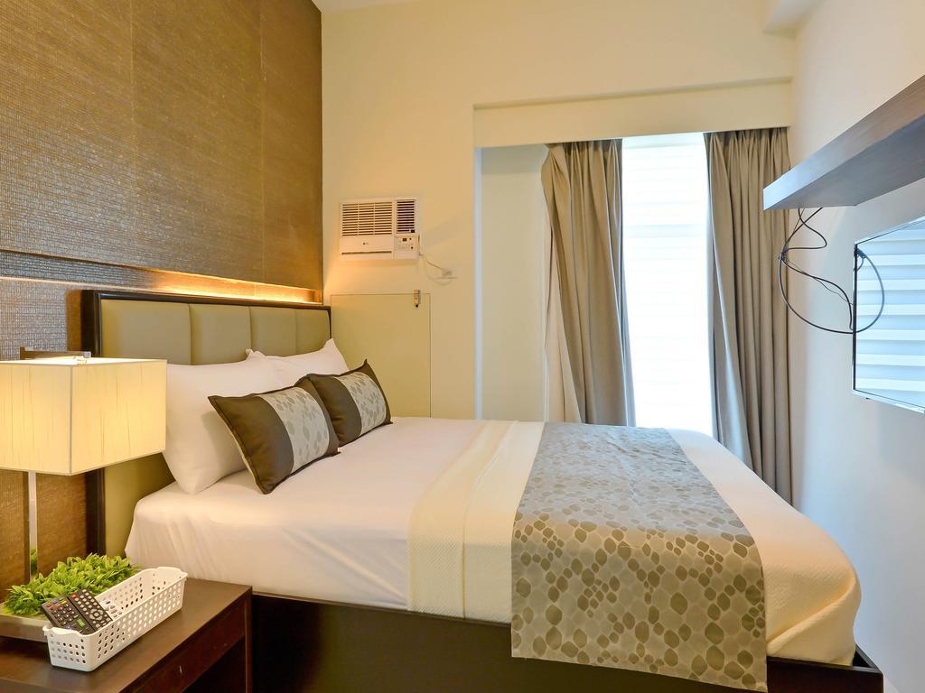 Currency Serviced Suites Manila Kültér fotó