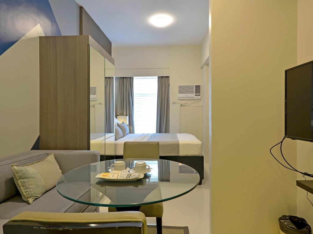 Currency Serviced Suites Manila Kültér fotó
