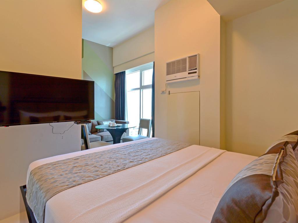 Currency Serviced Suites Manila Kültér fotó