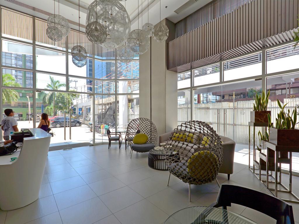 Currency Serviced Suites Manila Kültér fotó