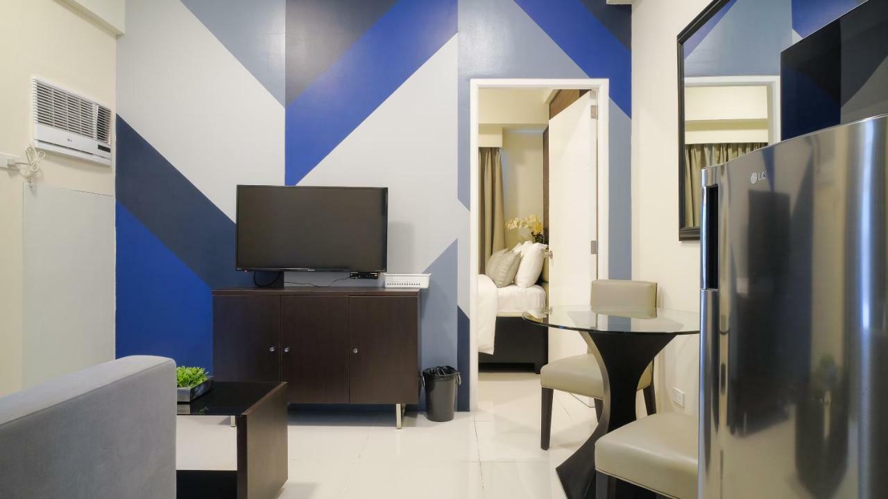 Currency Serviced Suites Manila Kültér fotó