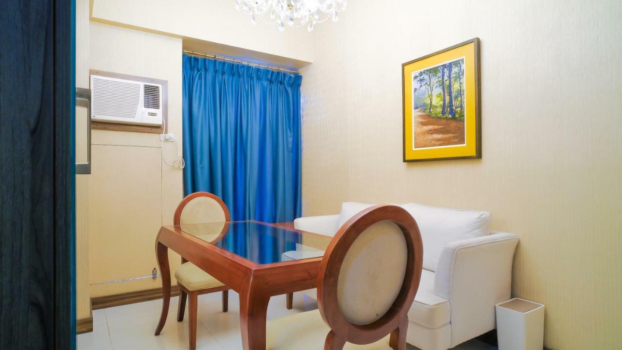 Currency Serviced Suites Manila Kültér fotó